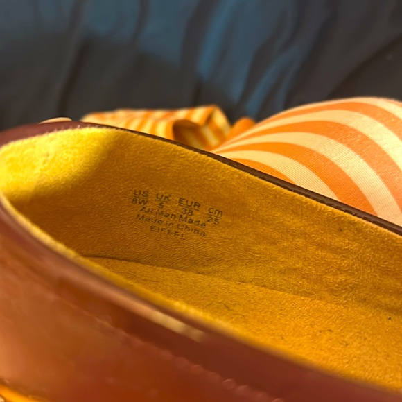 🍏 3 for $25 // Naturalizer 8W Burgundy Loafers - Picture 4 of 6